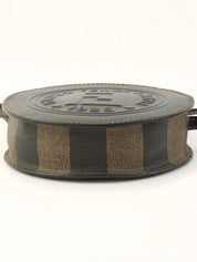 Pecan Round Shoulder Bag Black