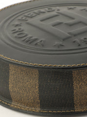 Pecan Round Shoulder Bag Black