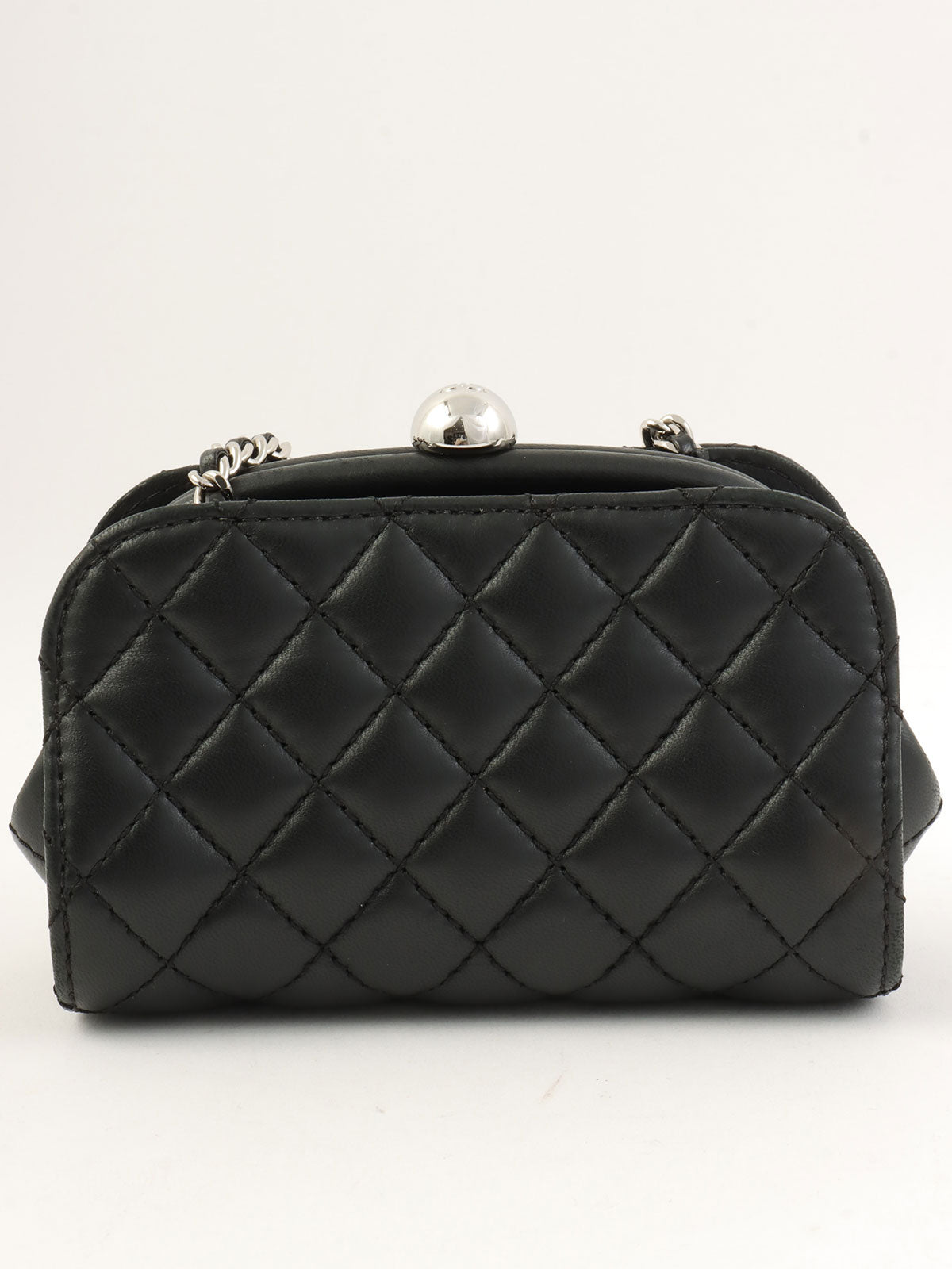 2015 Circa Black Clasp Chain Shoulder Bag