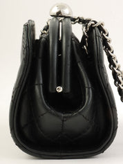2015 Circa Black Clasp Chain Shoulder Bag