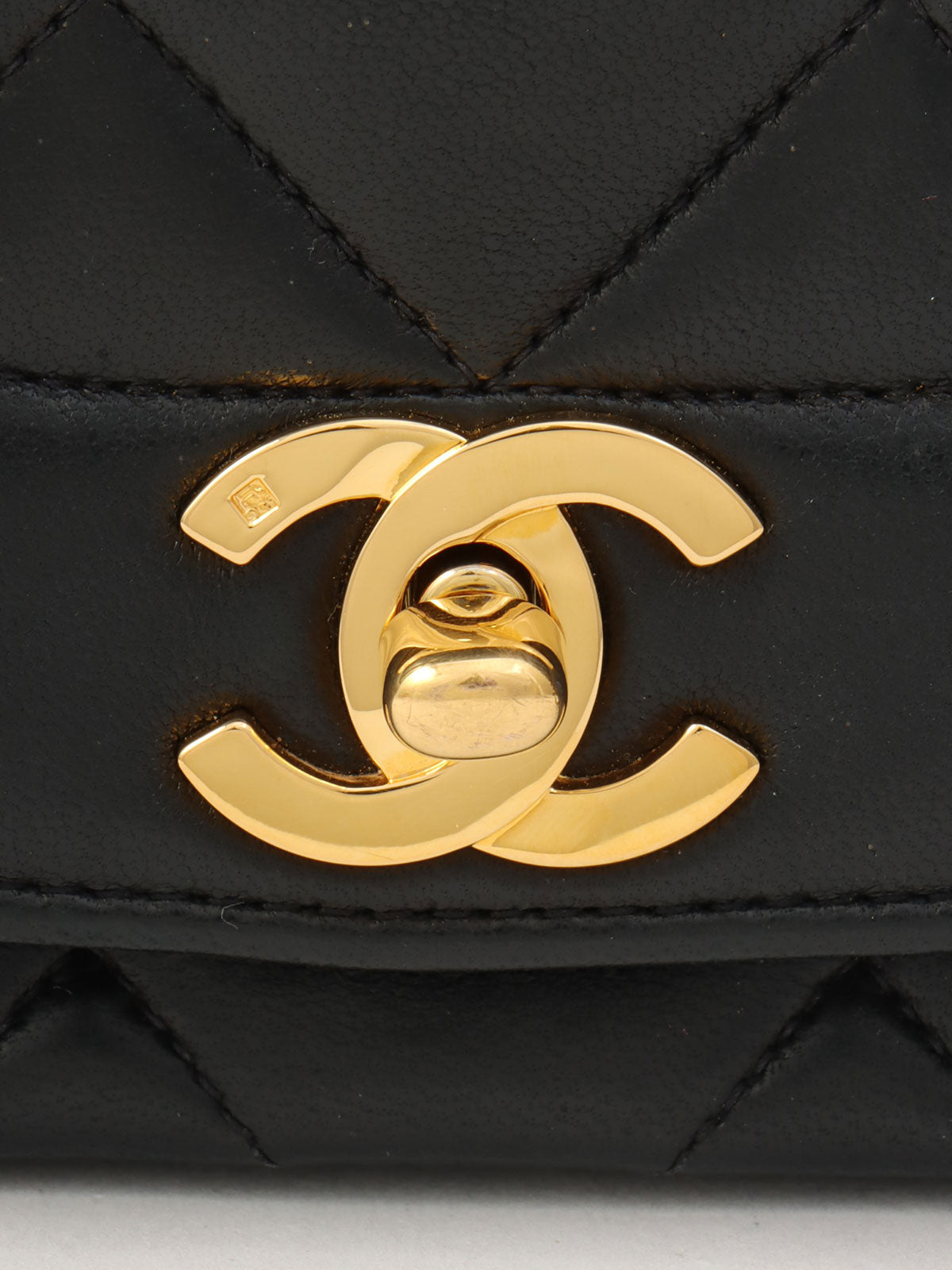 1990年頃製 ダイアナフラップチェーンバッグ25cm ブラック