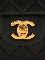 2001年頃製 クラシックフラップチェーンバッグ25cm ブラック