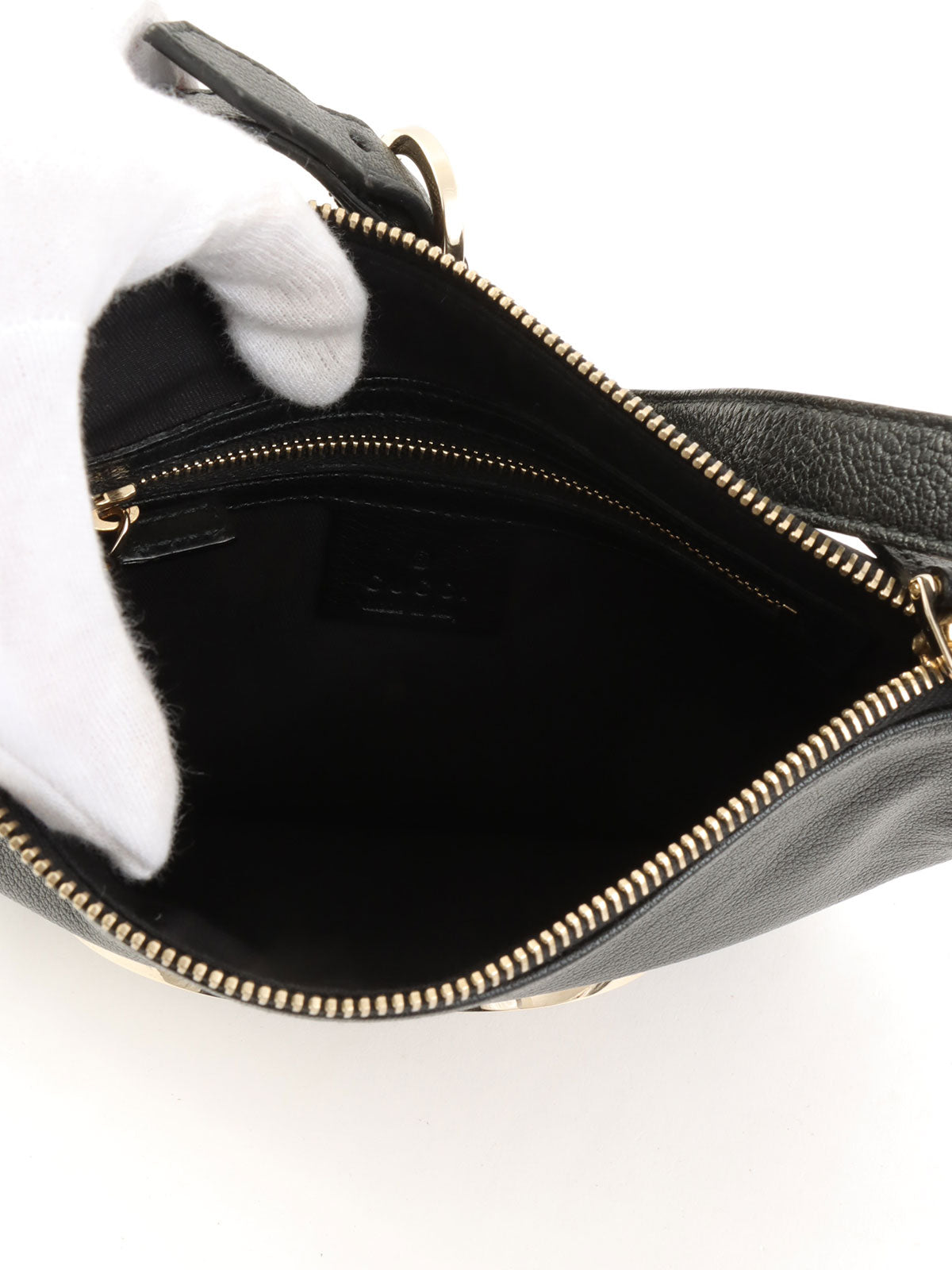 黑色互扣手提包