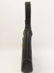 Gancini Plate 单肩包（黑色）