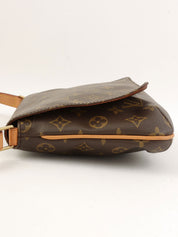 2001 Canvas Monogram Musette Tango Short Brown