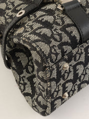 Trotter 图案 Logo 铭牌单肩包 黑色/米色