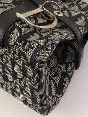 Trotter 图案 Logo 铭牌单肩包 黑色/米色