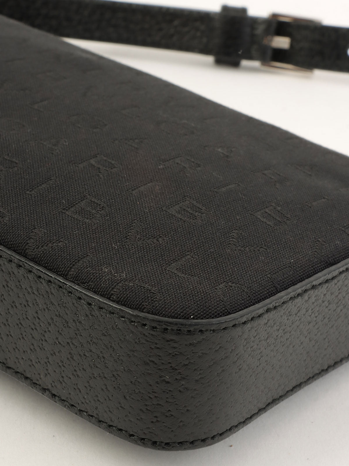 Logomania 黑色单肩包