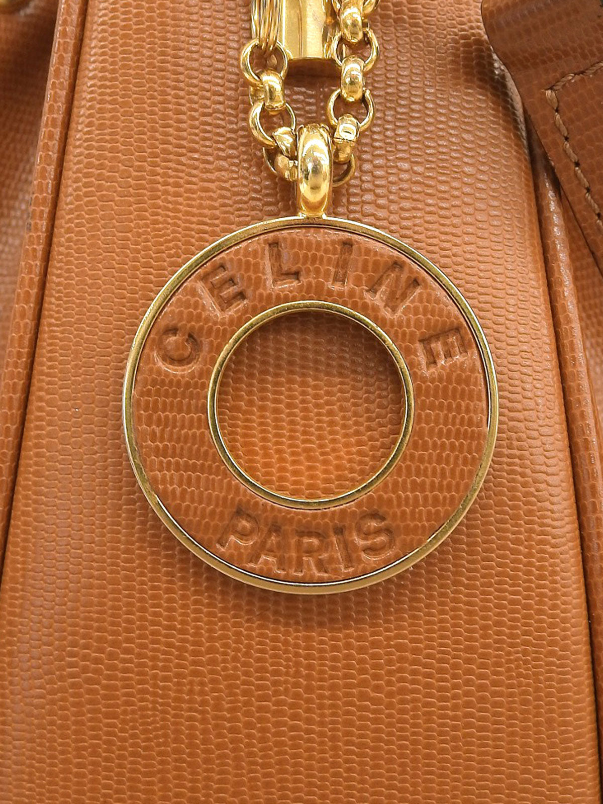 ロゴチャーム巾着ショルダーバッグ ブラウン