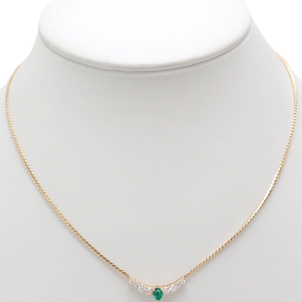 18K Emerald and Diamond Gold Necklace