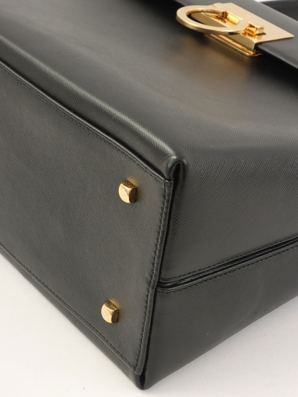 ガンチーニプレート2wayハンドバッグ ブラック