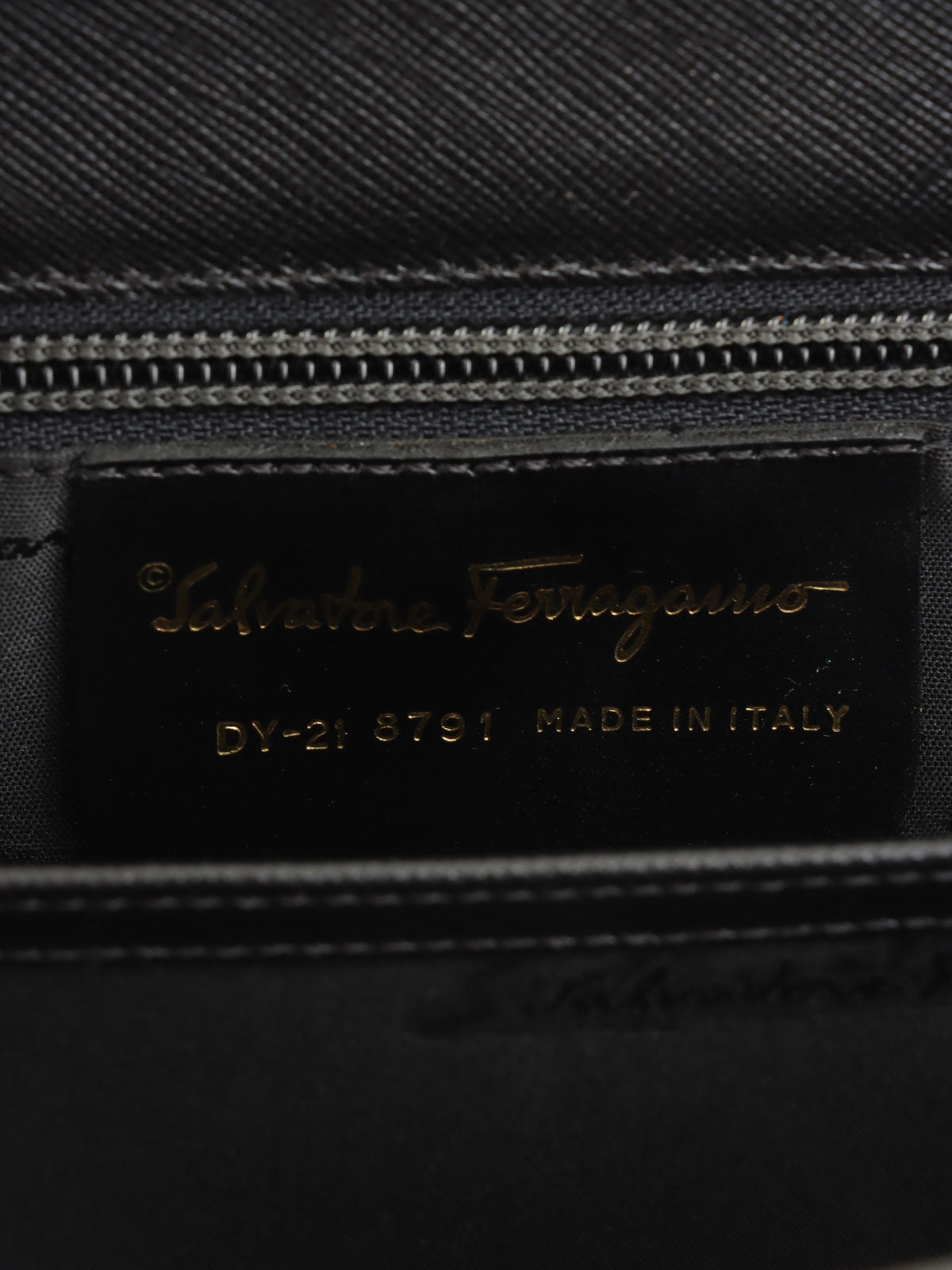 Gancini Plate 2-Way Handbag Black