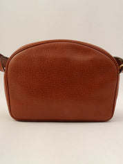 オーバルロゴプレートショルダーバッグ ブラウン