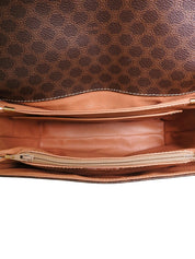 マカダムパターンロゴエンボスショルダーバッグ ブラウン