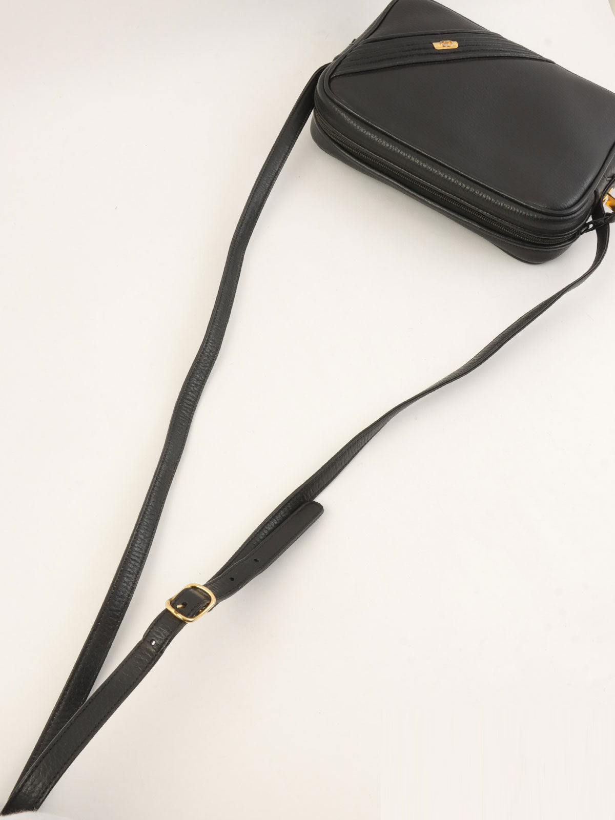 黑色方形迷你Logo牌单肩包