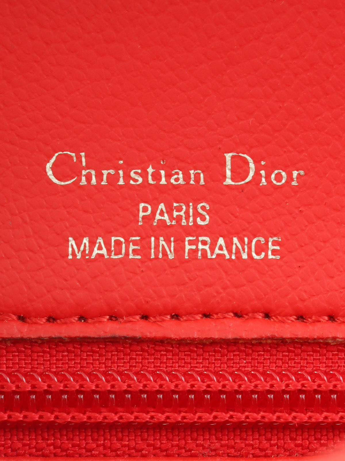 Oval Logo Plate 2-Way Bag Red