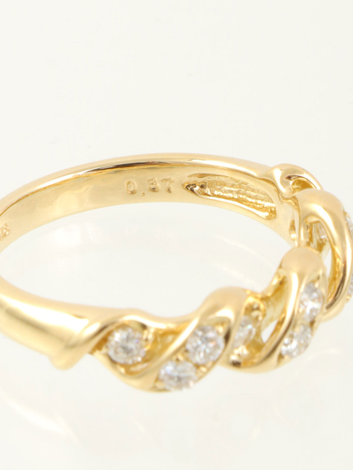 18K金钻石扭纹戒指