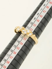 18K金钻石扭纹戒指