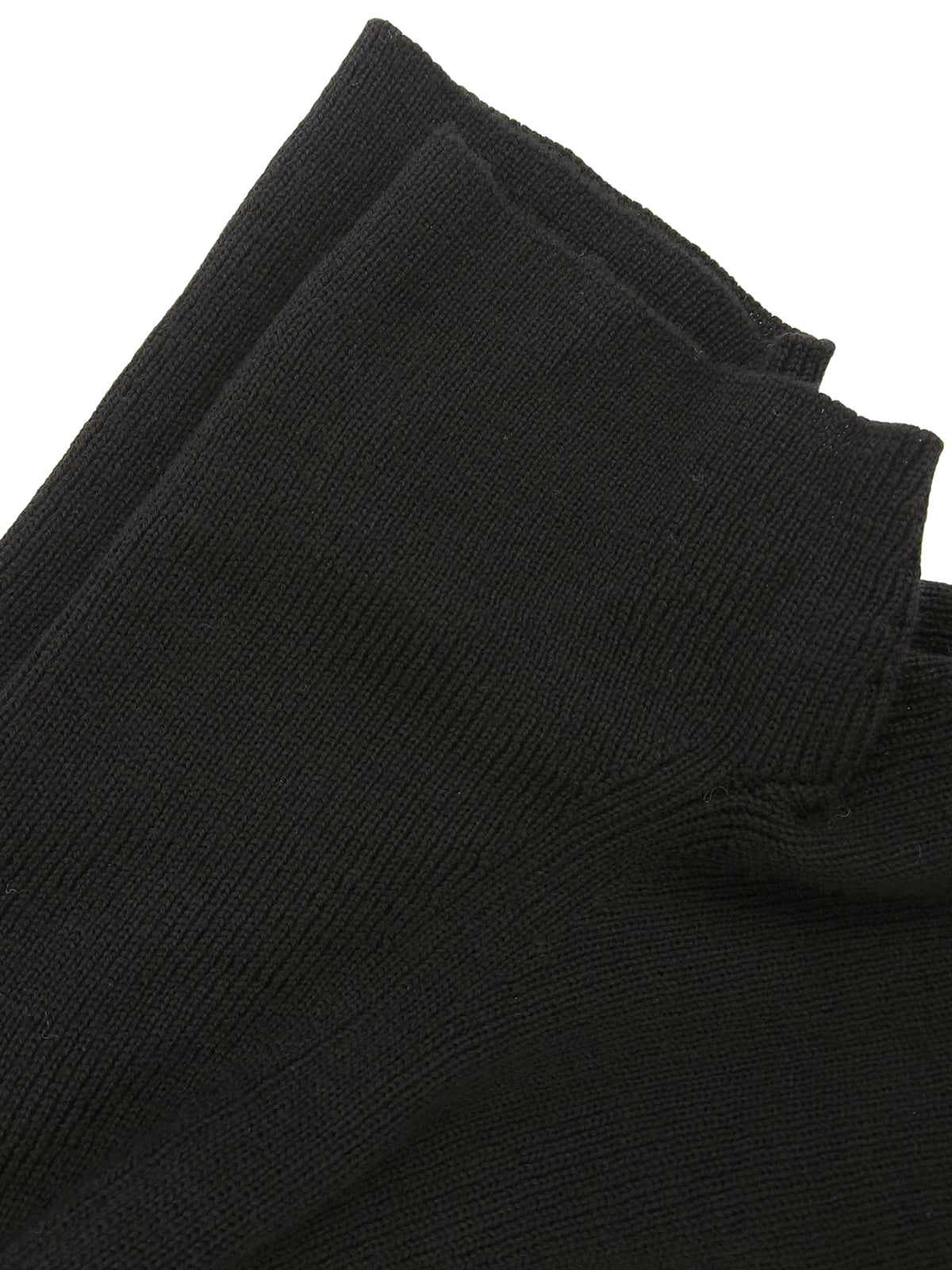 Belt Design Logo Buckle Short Sleeve Knit Top in Black