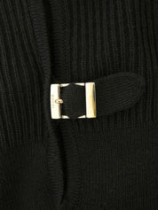 Belt Design Logo Buckle Short Sleeve Knit Top in Black