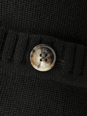 ロゴボタン長袖ニットポロシャツ ブラック