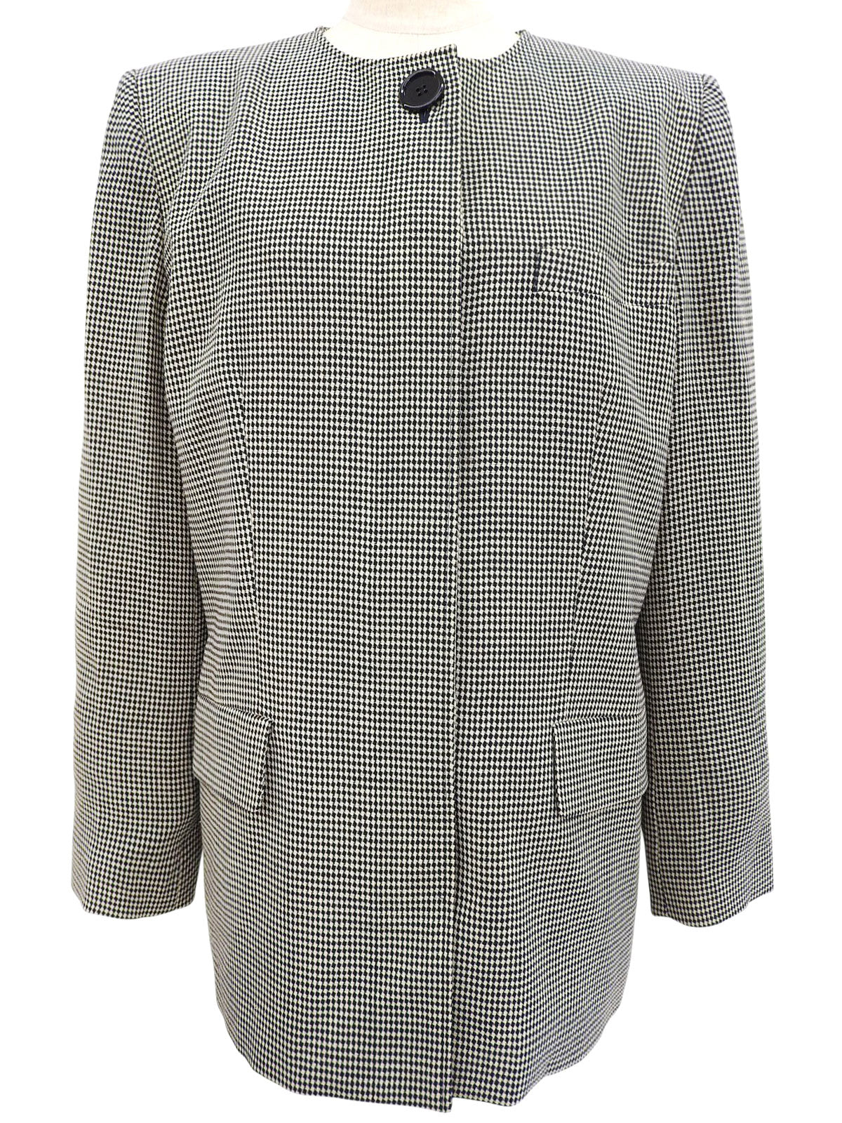 ダイヤモンドパターンノーカラージャケット ホワイト/ネイビー