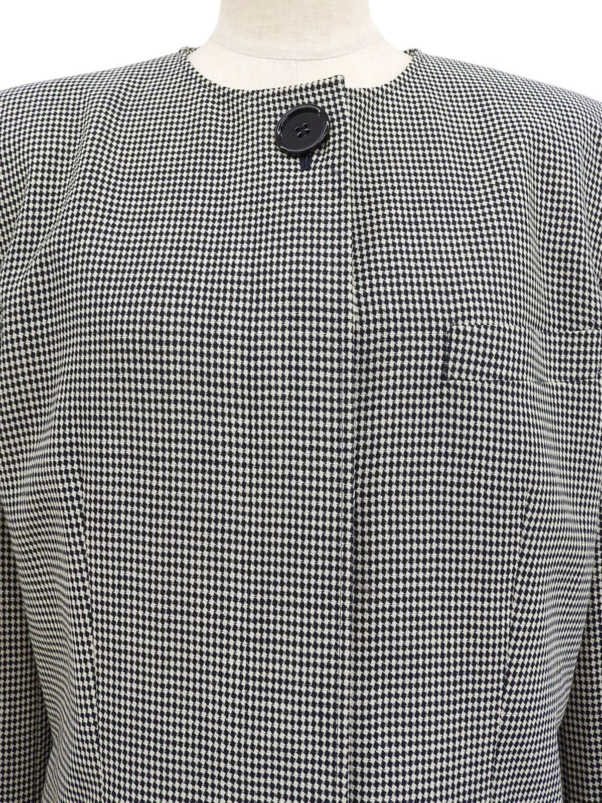 ダイヤモンドパターンノーカラージャケット ホワイト/ネイビー