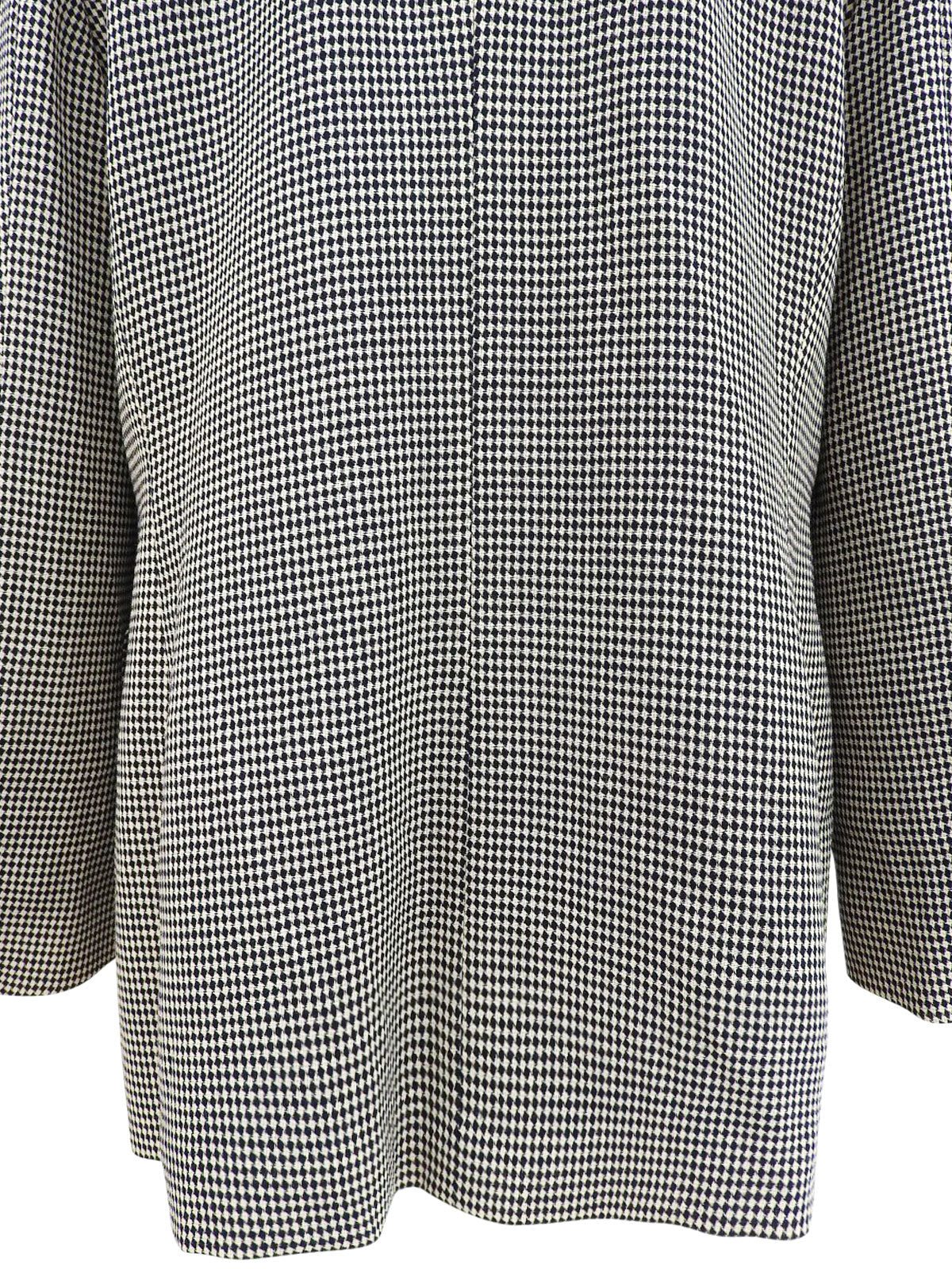 ダイヤモンドパターンノーカラージャケット ホワイト/ネイビー