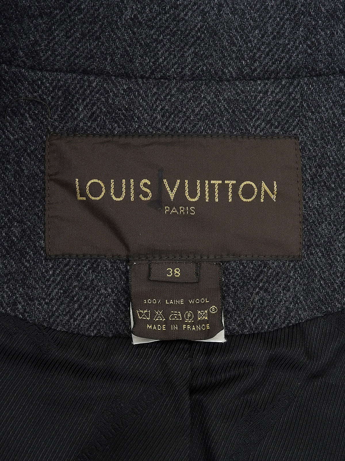 Wool logo button design long coat in gray/navy