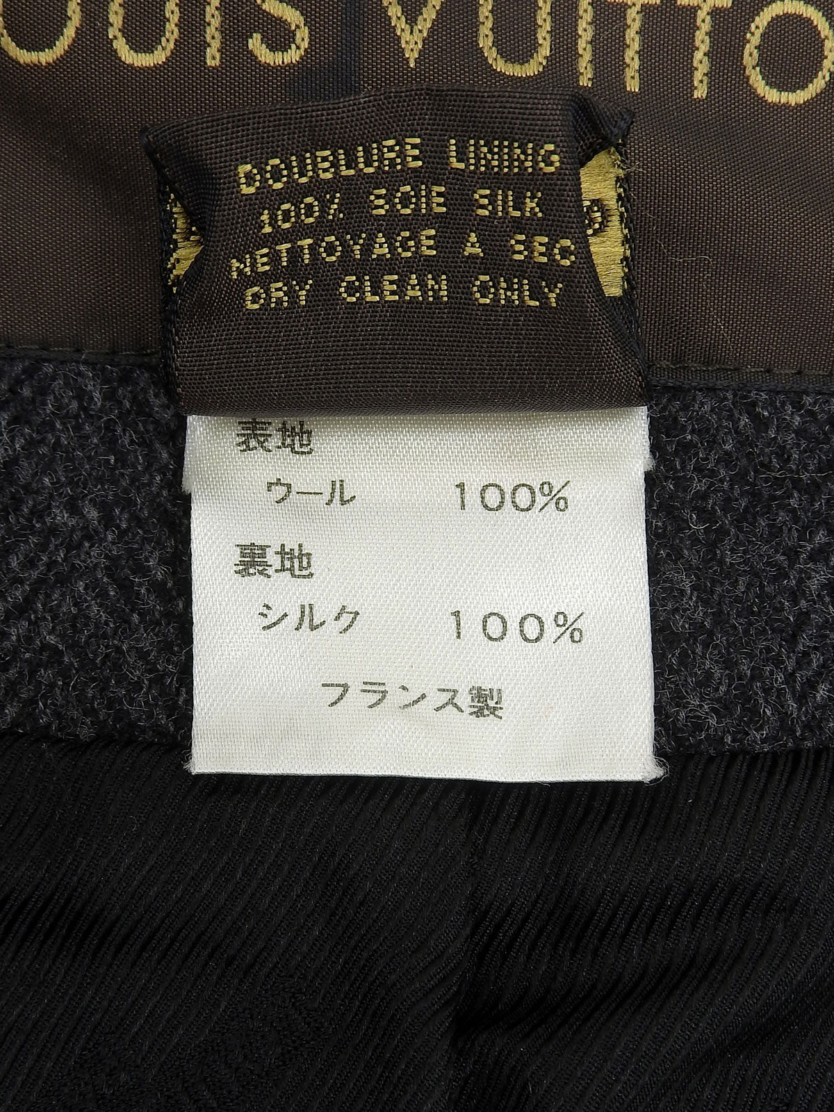 Wool logo button design long coat in gray/navy