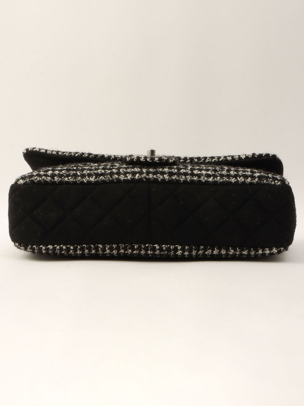 2014-era Cotton Tweed Combo CC Turnlock Chain Shoulder Bag Black/Gray