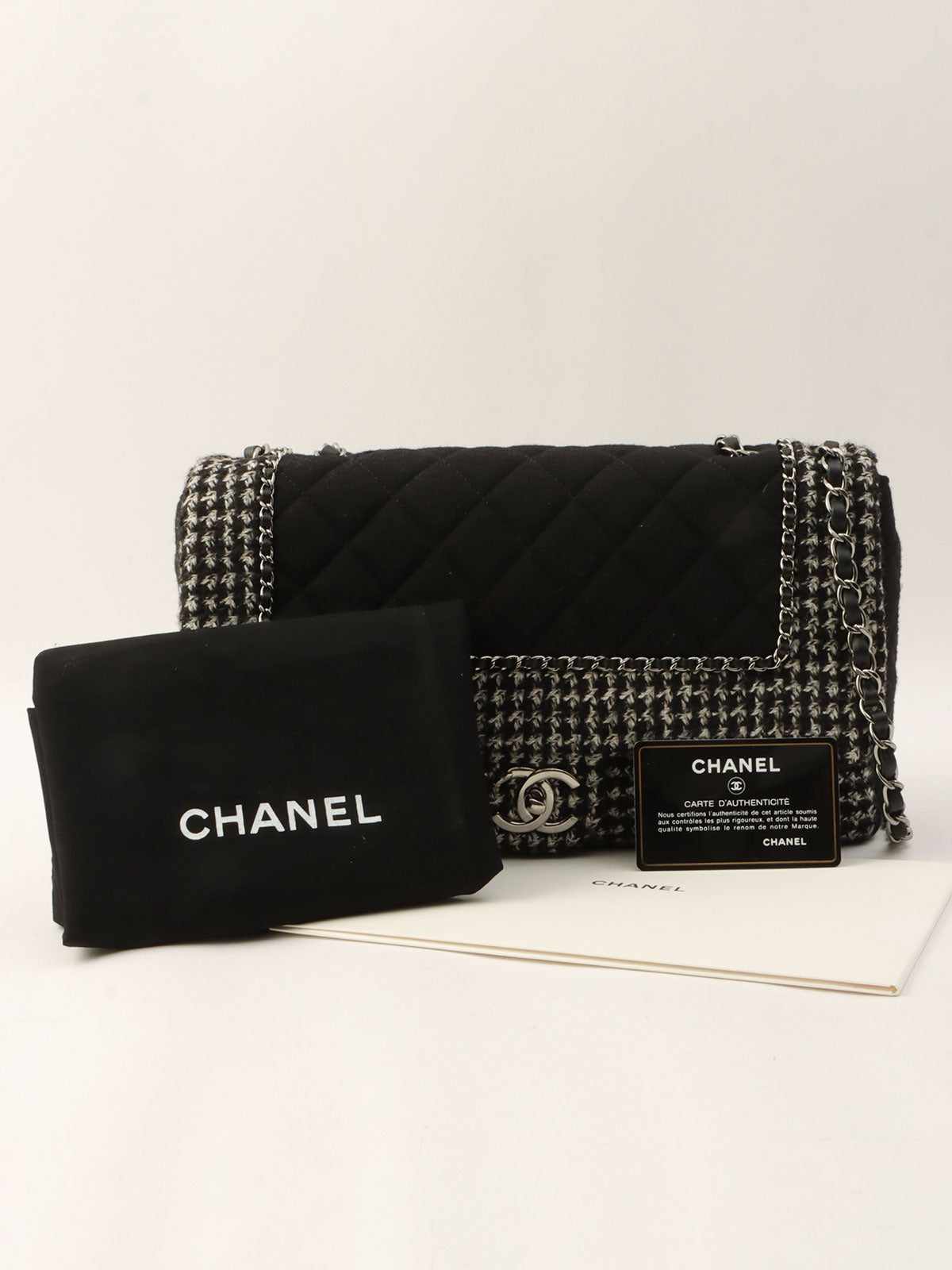 2014-era Cotton Tweed Combo CC Turnlock Chain Shoulder Bag Black/Gray
