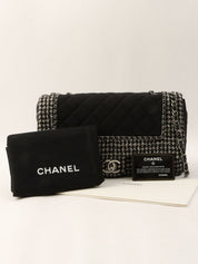 2014-era Cotton Tweed Combo CC Turnlock Chain Shoulder Bag Black/Gray