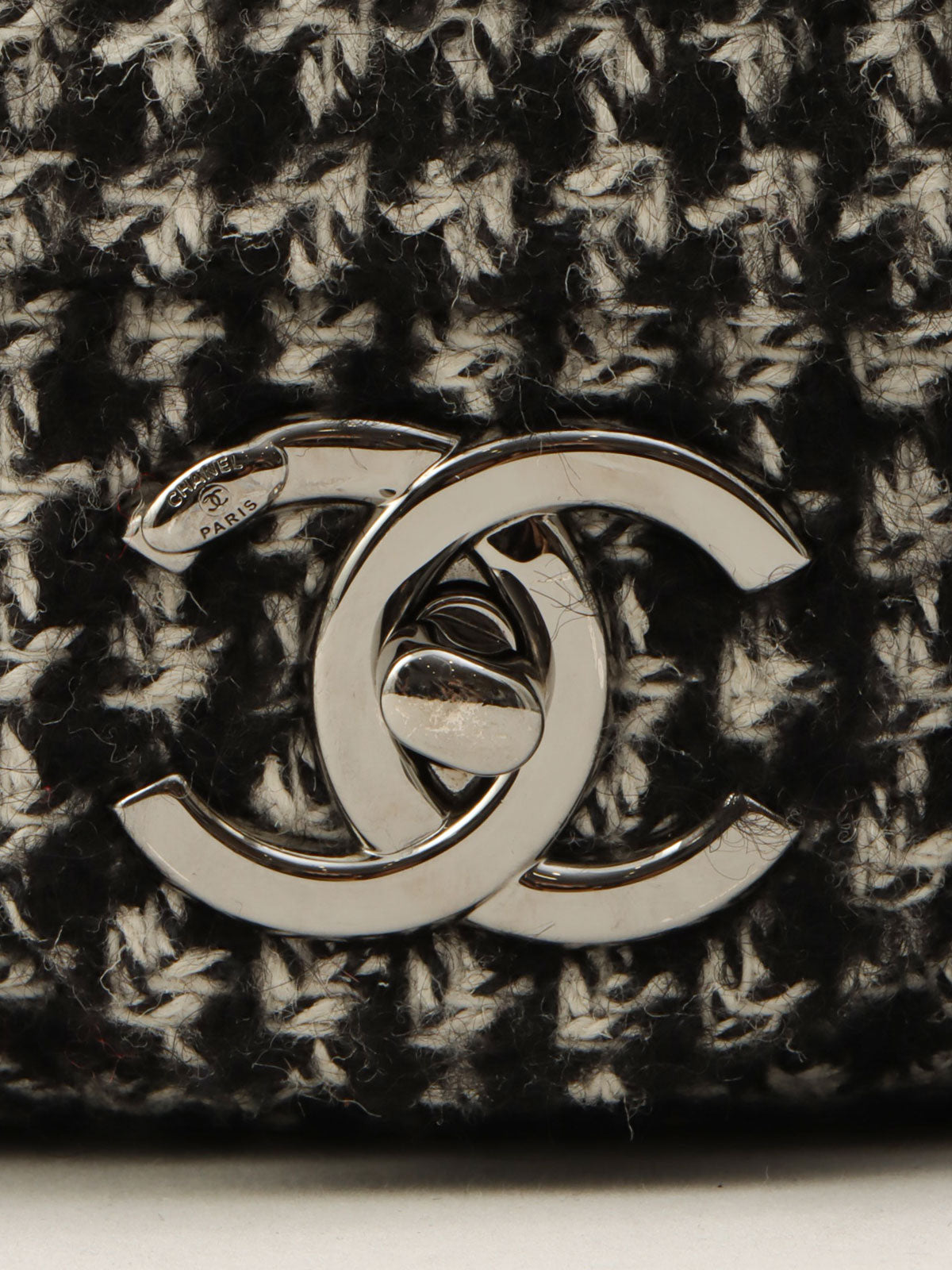 2014-era Cotton Tweed Combo CC Turnlock Chain Shoulder Bag Black/Gray