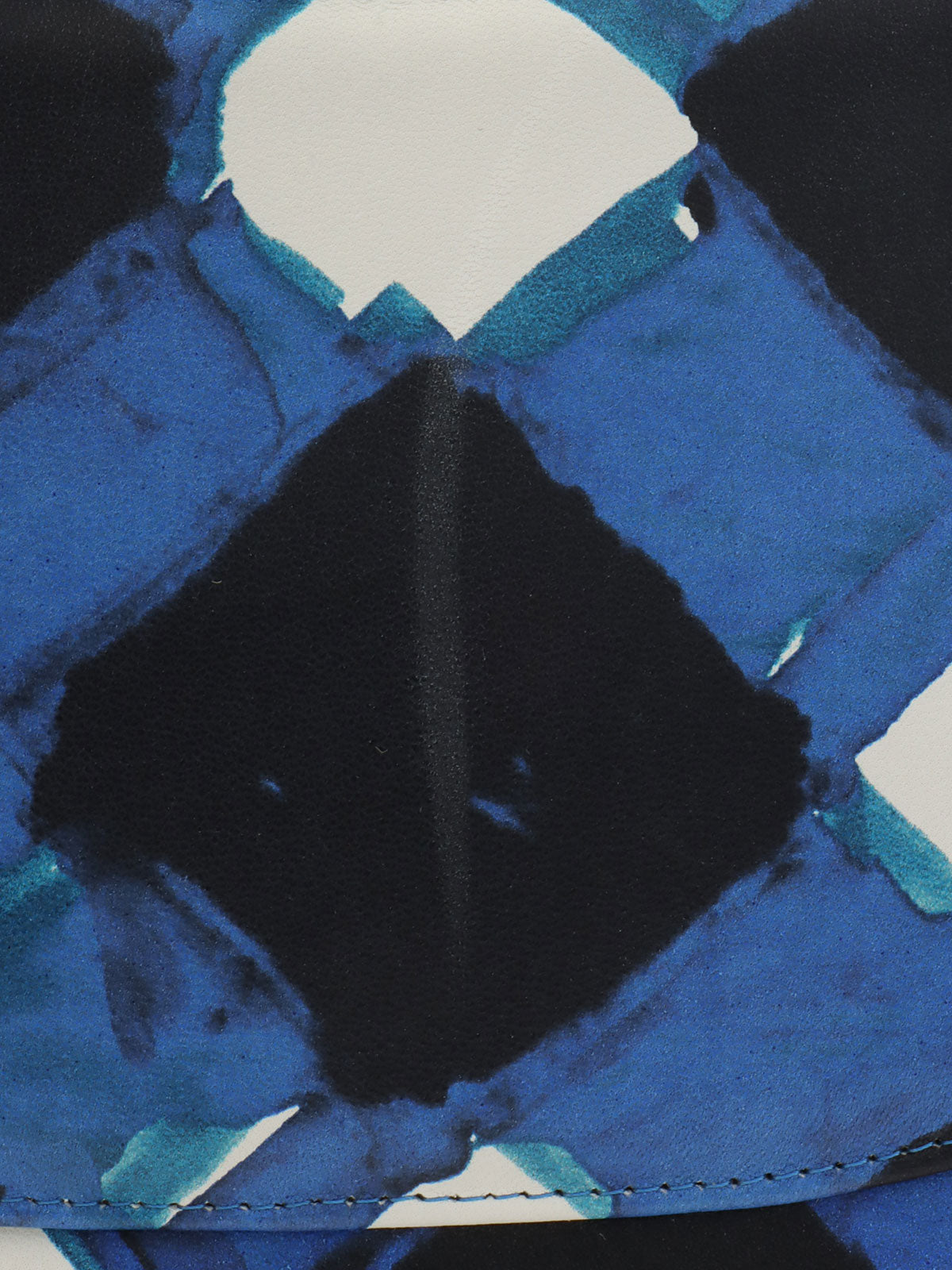 2016年頃製 エアラインクラシックフラップチェーンバッグジャンボ ブルー/マルチ