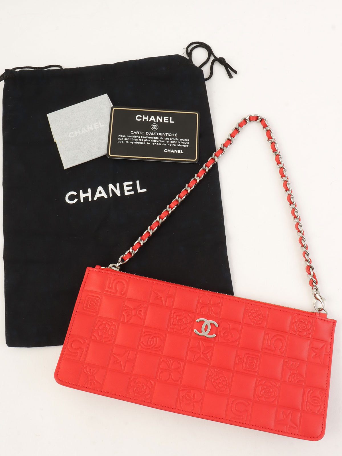 2004 Chocolate Bar Icon Pattern Chain Shoulder Bag, Red