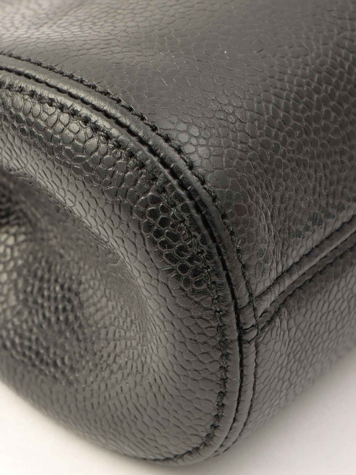 1998 Caviar Skin CC Mark Stitch Mini Chain Shoulder Bag in Black