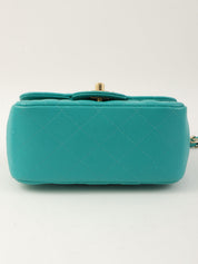 2016年頃製 キャビアスキンクラシックフラップチェーンバッグミニ ターコイズ