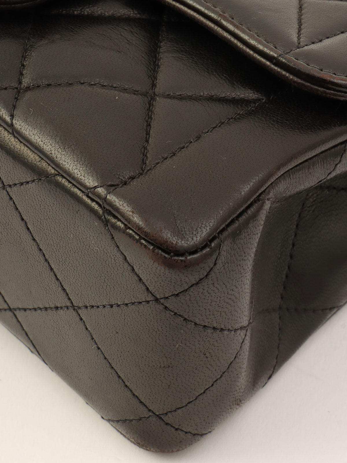 Around 1995 Made CC Turn-lock Chain Bag Black
