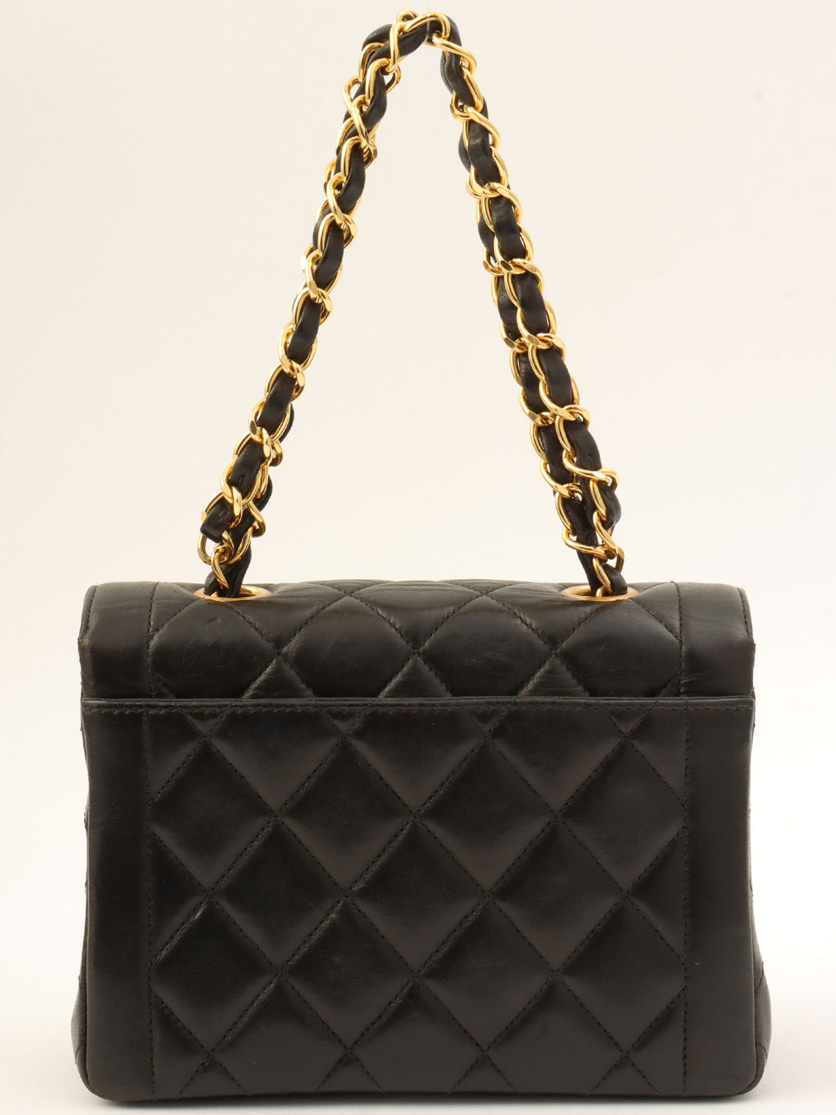 Around 1995 Made CC Turn-lock Chain Bag Black