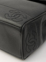 circa 1997 Caviar Skin CC Turn-Lock Shoulder Bag, Black
