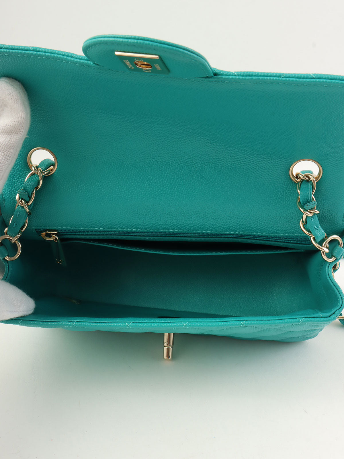 2016年頃製 キャビアスキンCCターンロックチェーンバッグ ターコイズグリーン