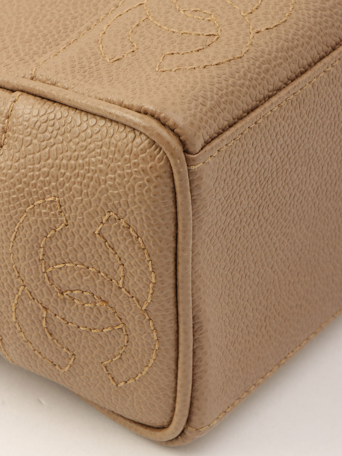 Circa 1997 Caviar Skin 6CC Mark Stitch Shoulder Bag, Beige