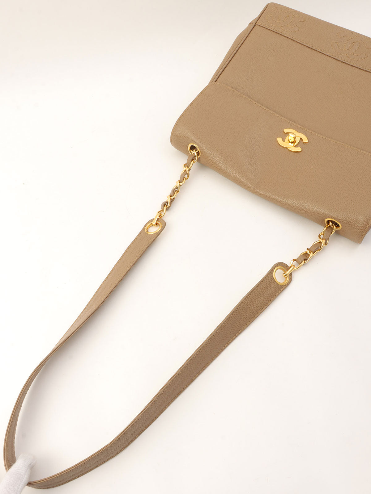 Circa 1997 Caviar Skin 6CC Mark Stitch Shoulder Bag, Beige