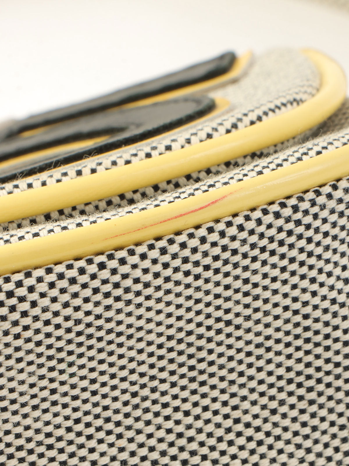 2005年頃製 キャンバスカメリアCCマークチェーンハンドバッグ グレー/イエロー