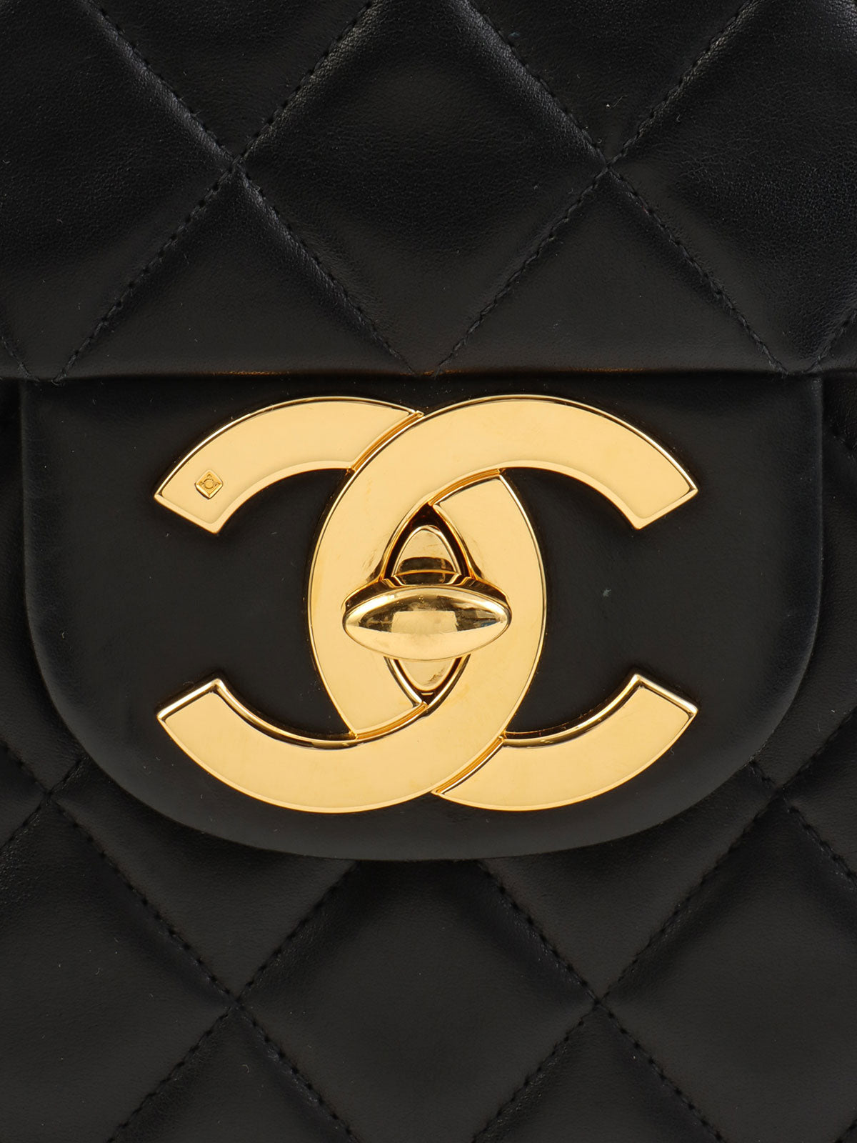 1995 Classic Flap Chain Bag Maxi Black