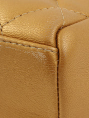 2009 年 CC 标志牌链条单肩包，金色