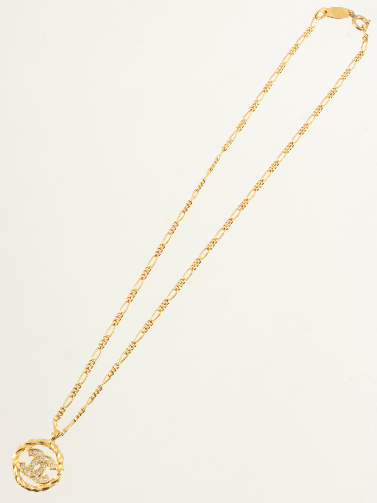 Circle Rhinestone CC Mark Necklace Gold