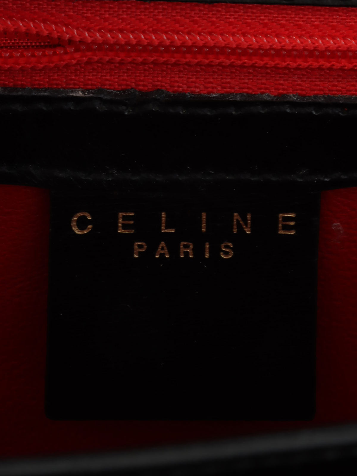 Star Motif Round Logo Plate Shoulder Bag Black