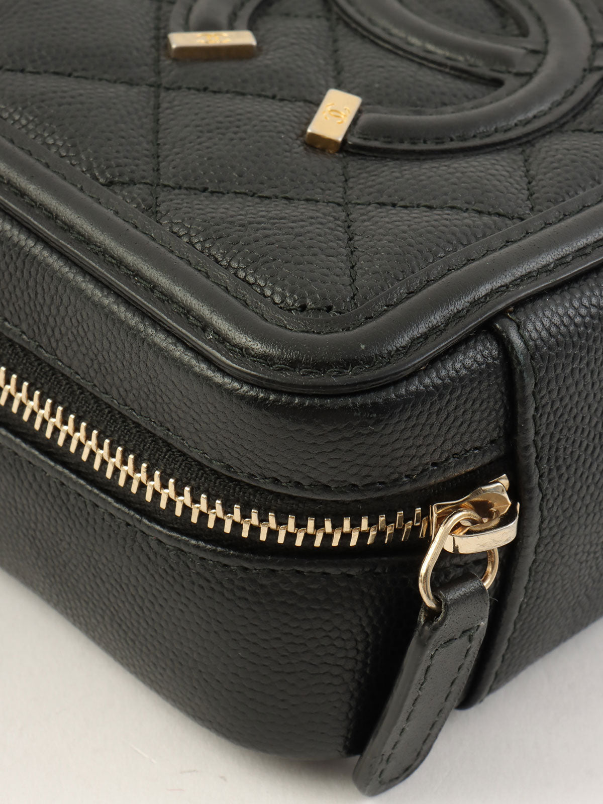 2017 Caviar Skin CC Mark Chain Shoulder Bag Black